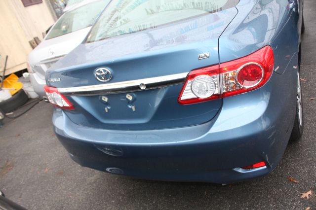 2013 Toyota Corolla Supercab Flareside XL