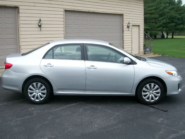 2013 Toyota Corolla Supercab Flareside XL