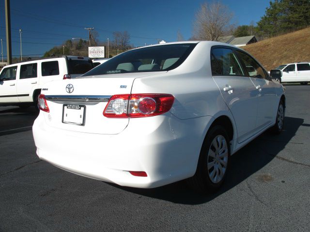 2013 Toyota Corolla Supercab Flareside XL