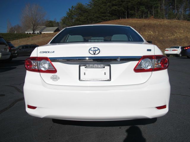 2013 Toyota Corolla Supercab Flareside XL