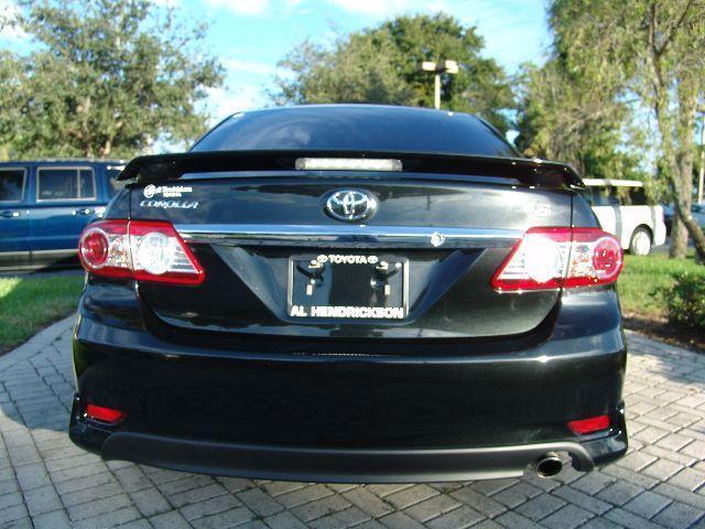 2013 Toyota Corolla XR