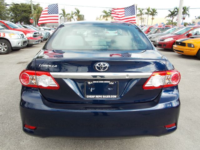2013 Toyota Corolla ESi