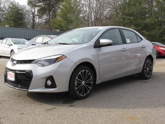 2014 Toyota Corolla 2WD Ext Cab 161.5 WB, 60.4 CA