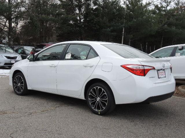 2014 Toyota Corolla 2WD Ext Cab 161.5 WB, 60.4 CA
