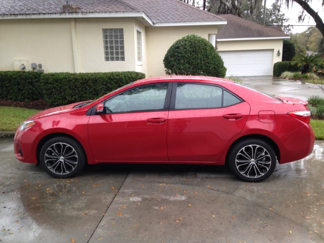 2014 Toyota Corolla XLT Supercab Long Bed 4WD