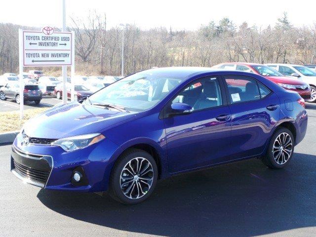 2014 Toyota Corolla 2WD Ext Cab 161.5 WB, 60.4 CA