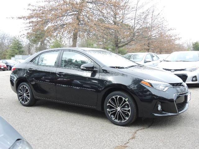 2014 Toyota Corolla 2WD Ext Cab 161.5 WB, 60.4 CA