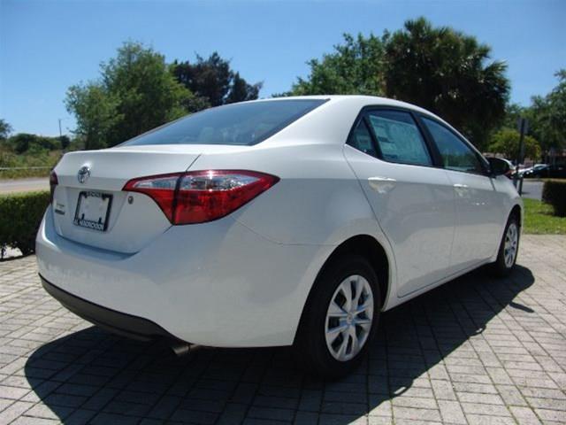 2014 Toyota Corolla ESi