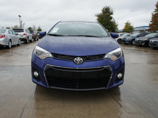 2014 Toyota Corolla 2WD Ext Cab 161.5 WB, 60.4 CA