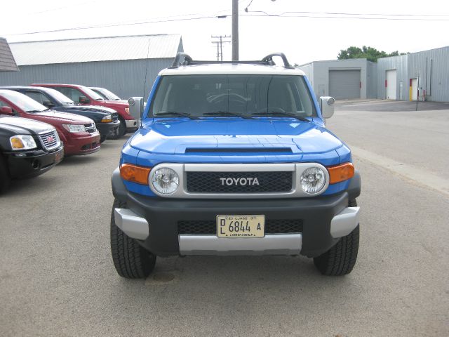 2007 Toyota FJ Cruiser Overland Sport Utility 4D