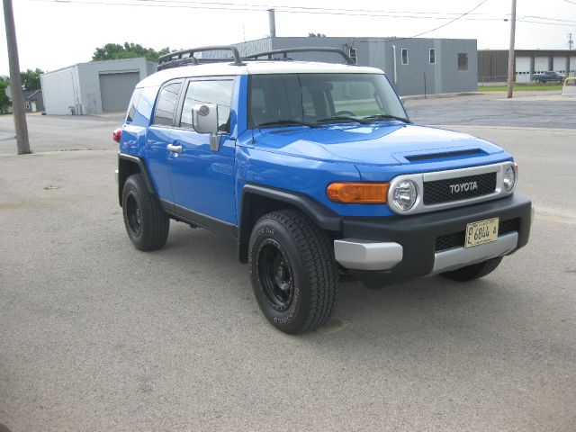 2007 Toyota FJ Cruiser Overland Sport Utility 4D