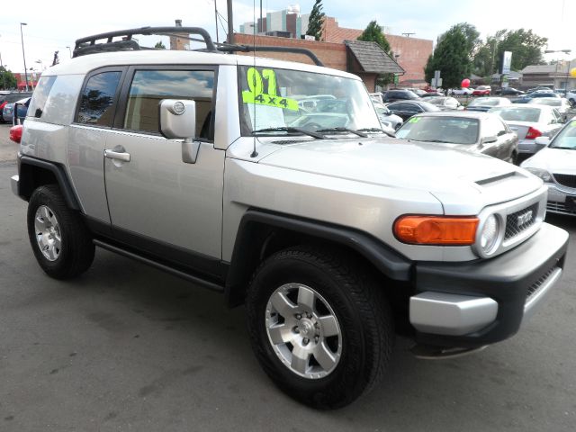 2007 Toyota FJ Cruiser Overland Sport Utility 4D