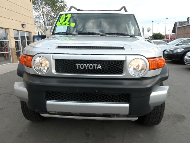 2007 Toyota FJ Cruiser Overland Sport Utility 4D