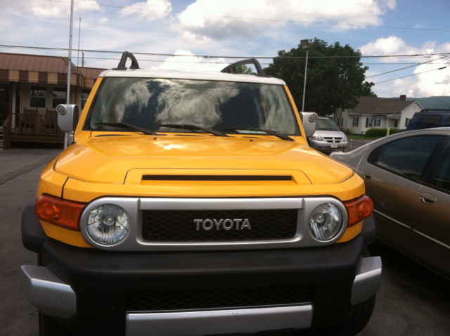 2007 Toyota FJ Cruiser Overland Sport Utility 4D