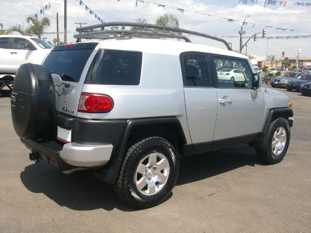 2007 Toyota FJ Cruiser Limited - 4X4 Quadra Drive
