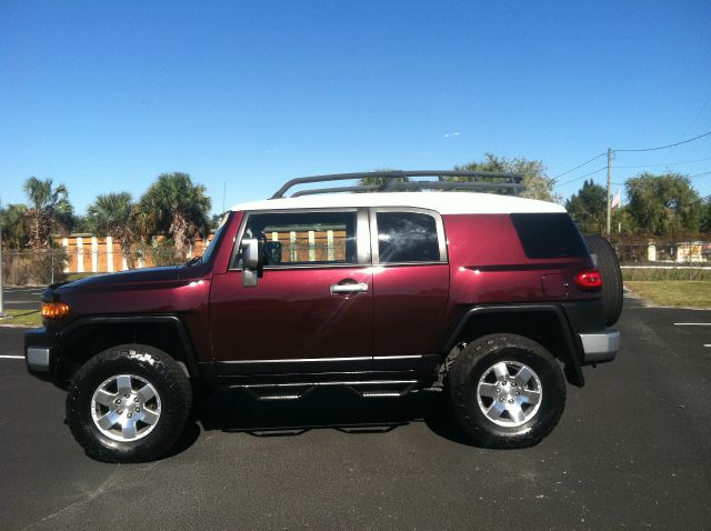 2007 Toyota FJ Cruiser Laramie QUAD CAB