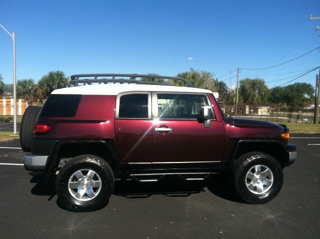 2007 Toyota FJ Cruiser Laramie QUAD CAB