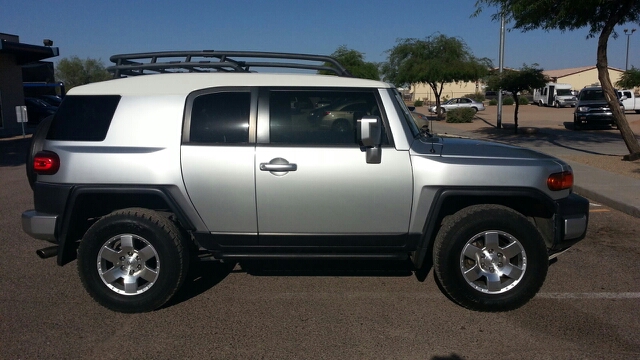 2007 Toyota FJ Cruiser Overland Sport Utility 4D