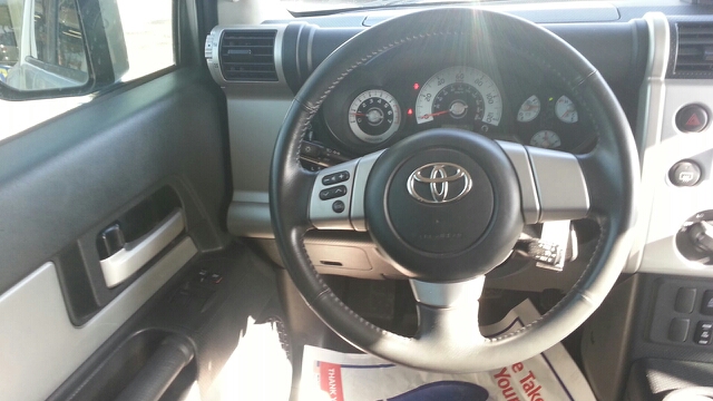 2007 Toyota FJ Cruiser Overland Sport Utility 4D