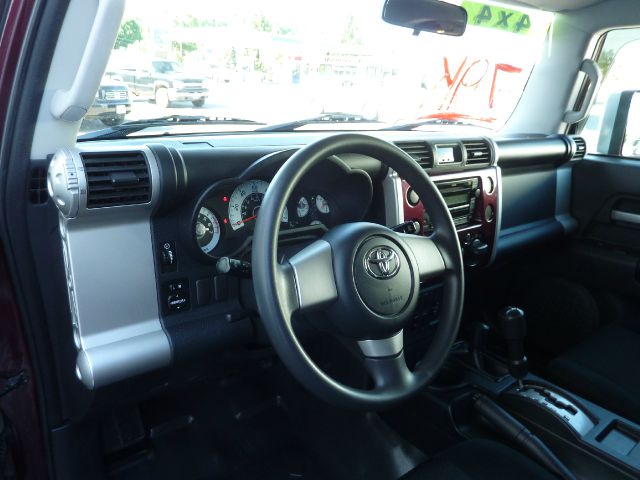 2007 Toyota FJ Cruiser Overland Sport Utility 4D