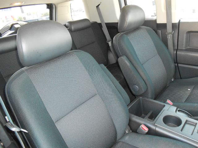 2007 Toyota FJ Cruiser SLT 25