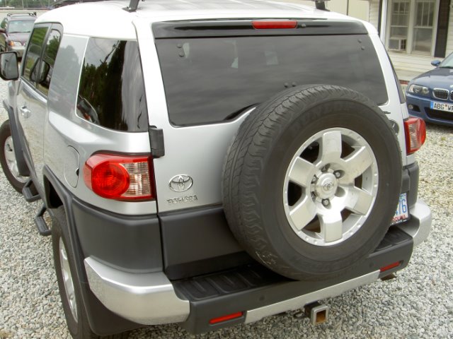 2007 Toyota FJ Cruiser Overland Sport Utility 4D