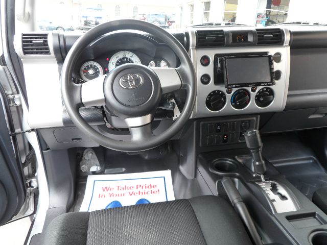 2007 Toyota FJ Cruiser Overland Sport Utility 4D