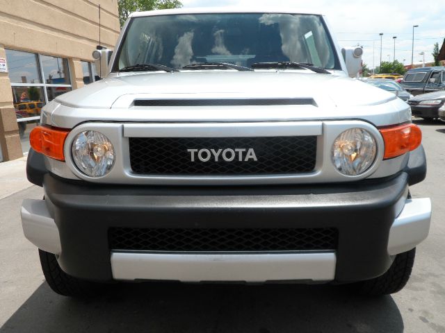 2007 Toyota FJ Cruiser Overland Sport Utility 4D