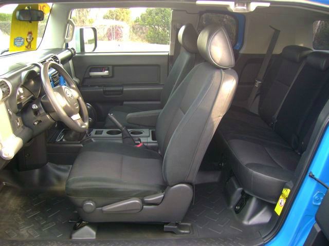 2007 Toyota FJ Cruiser Ram 3500 Diesel 2-WD