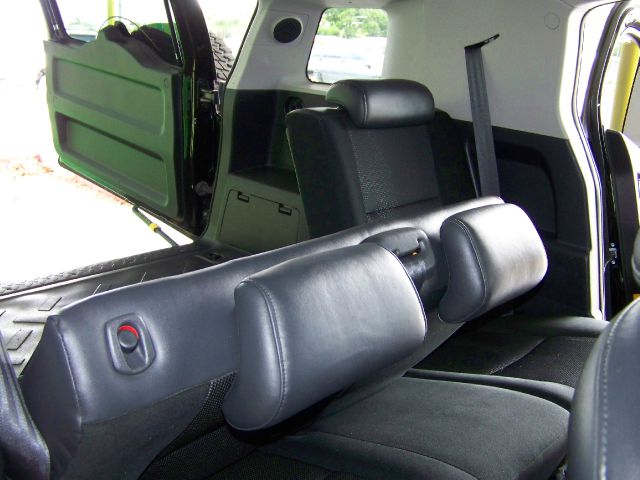 2007 Toyota FJ Cruiser Overland Sport Utility 4D