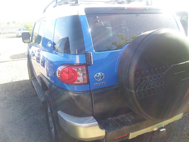 2007 Toyota FJ Cruiser Overland Sport Utility 4D