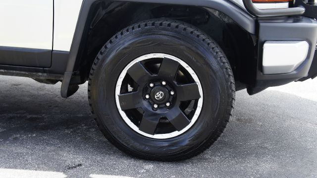 2007 Toyota FJ Cruiser Overland Sport Utility 4D