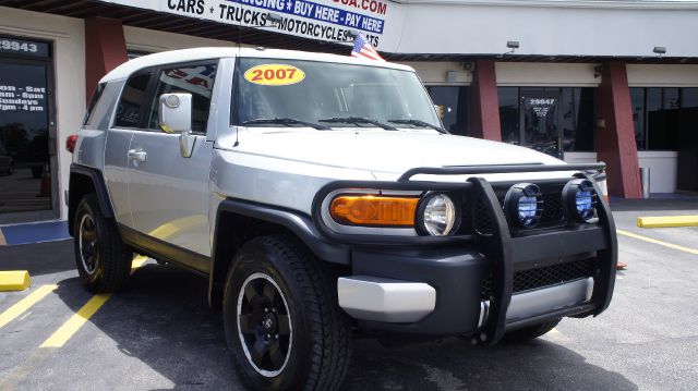2007 Toyota FJ Cruiser Overland Sport Utility 4D