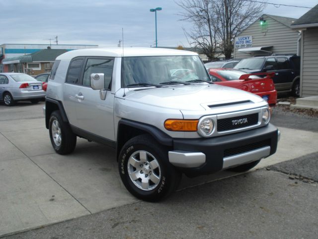 2007 Toyota FJ Cruiser Overland Sport Utility 4D