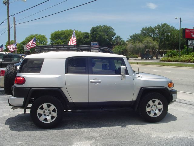 2008 Toyota FJ Cruiser Overland Sport Utility 4D