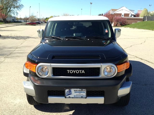 2008 Toyota FJ Cruiser Overland Sport Utility 4D