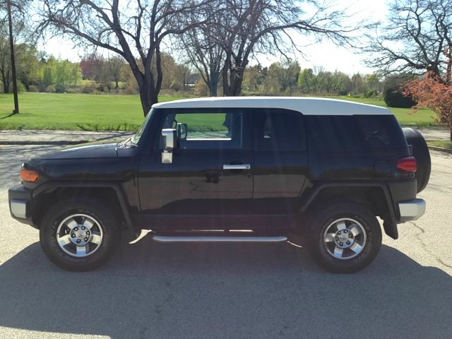 2008 Toyota FJ Cruiser Overland Sport Utility 4D
