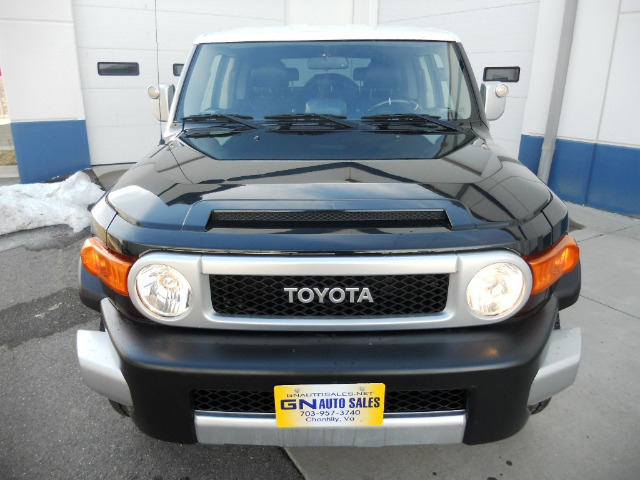 2008 Toyota FJ Cruiser Overland Sport Utility 4D