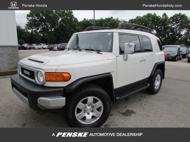 2010 Toyota FJ Cruiser Sport Utility Pickup