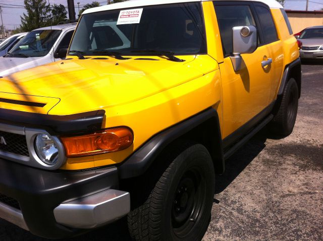 2010 Toyota FJ Cruiser Overland Sport Utility 4D