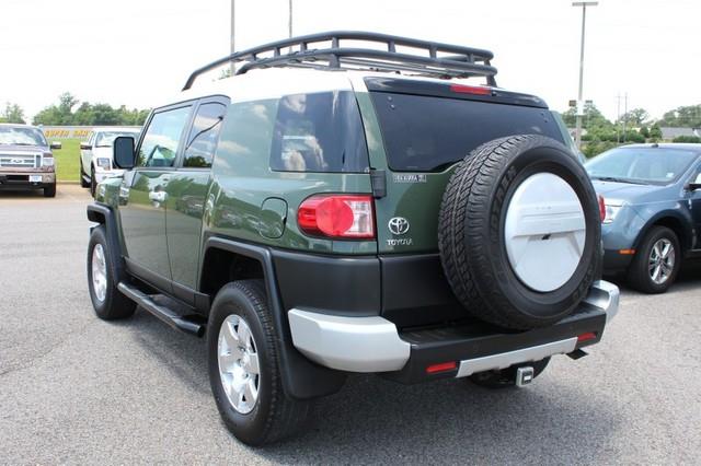 2010 Toyota FJ Cruiser CXS - 30052