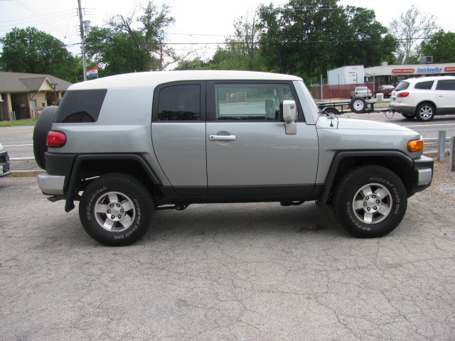 2010 Toyota FJ Cruiser Overland Sport Utility 4D