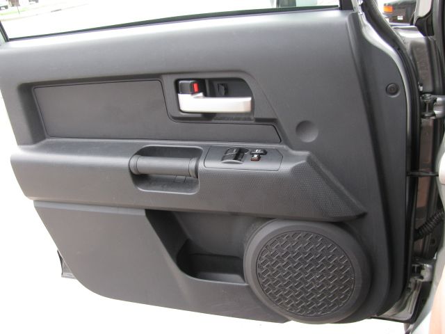 2010 Toyota FJ Cruiser Overland Sport Utility 4D