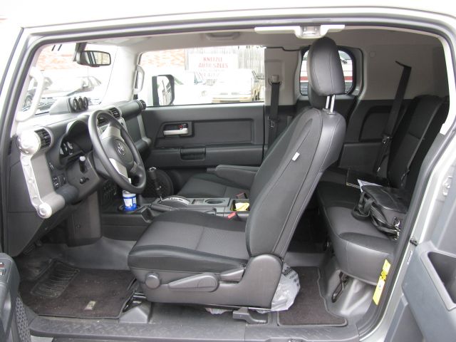 2010 Toyota FJ Cruiser Overland Sport Utility 4D