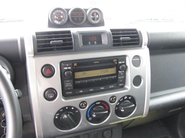 2010 Toyota FJ Cruiser Overland Sport Utility 4D