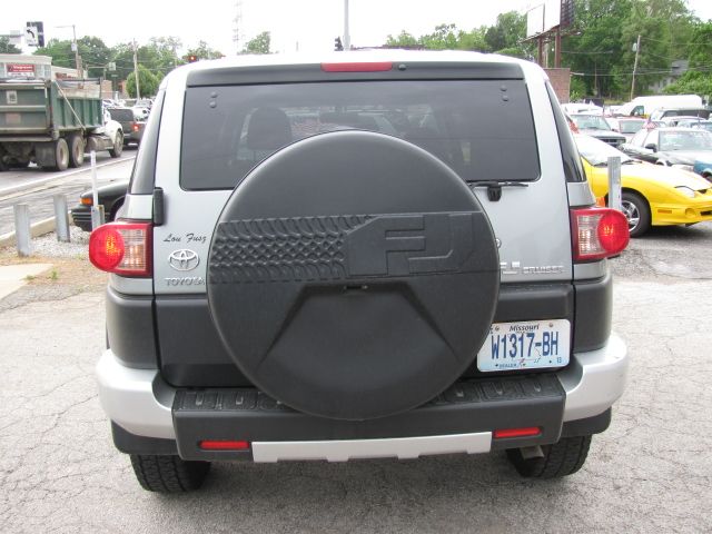 2010 Toyota FJ Cruiser Overland Sport Utility 4D