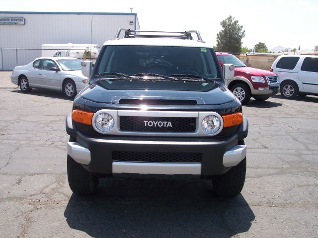2010 Toyota FJ Cruiser Overland Sport Utility 4D