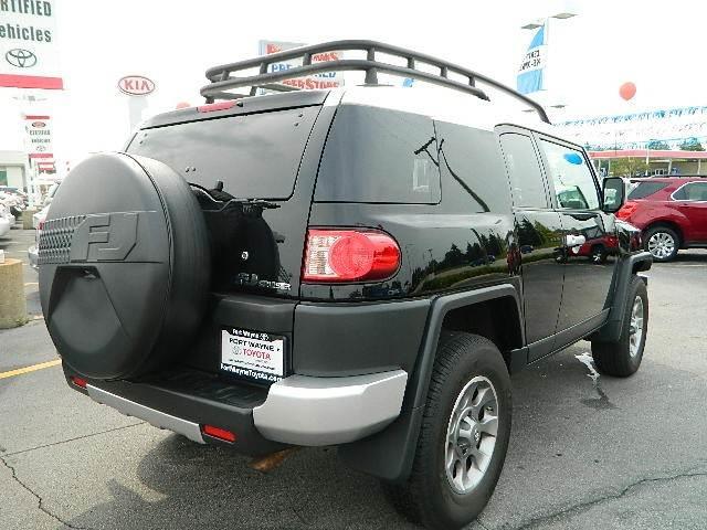 2011 Toyota FJ Cruiser V15