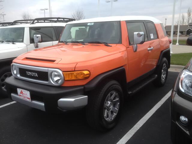2014 Toyota FJ Cruiser 128i Premium PKG CPE Coupe