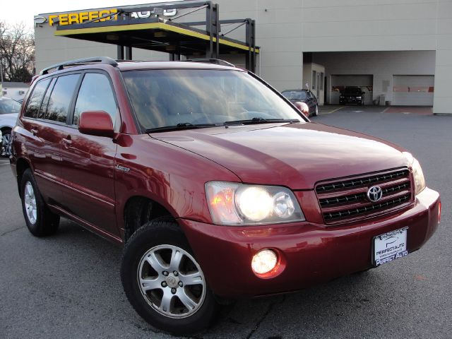 2001 Toyota Highlander 2010 Nissan 2.0S